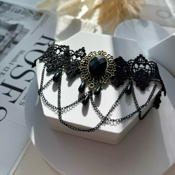 New Vintage Choker Necklace Black Sapphire Gothic in box - Picture 6 of 9